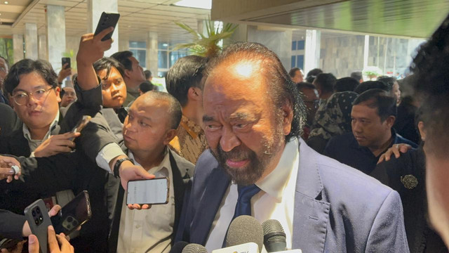 Ketua Umum Partai NasDem Surya Paloh di Kompleks Parlemen, Senayan, Jakarta, Rabu (10/5). Foto: Nasywa Athifah/kumparan