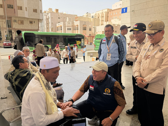 Timwas DPR meninjau langsung Hotel Buruz Hidayah di Makkah, Rabu (20/5) Foto: Dok. Timwas Haji DPR 2026