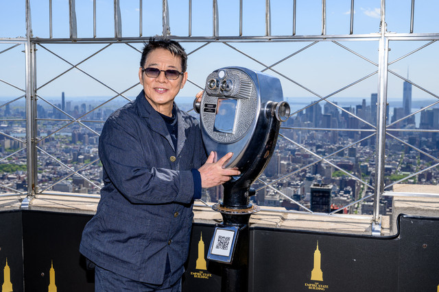 Jet Li di Gedung Empire State pada 04 Mei 2026 di Kota New York.  Foto: Rodin Eckenroth/Getty Images for Gold House/AFP
