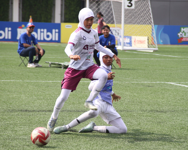 MilkLife Soccer Challenge (MLSC) Seri 2 2025-2026 digelar di Stadion Supersoccer Arena, Kabupaten Kudus, Jawa Tengah pada Kamis (21/5). Foto: Vega Ma'arijil Ula/kumparan
