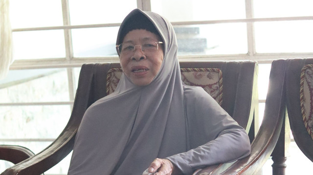 Mimin Aminah, pensiunan Tenaga Kesehatan di Cianjur yang menemukan ketenangan hidup melalui berinfak secara rutin (Sumber : DT Peduli)