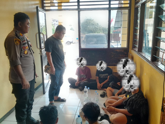 Pihak kepolisian Polsek Sukolilo, Kabupaten Pati mengamankan remaja yang diduga hendak tawuran. Dok Polsek Sukolilo.