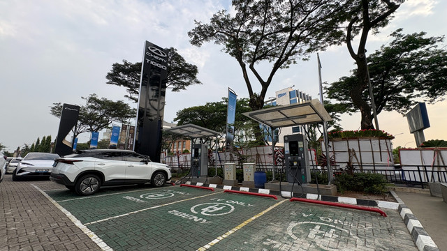 Diler Chery dan Lepas di BSD yang dioperasikan Trimegah Group. Foto: Aditya Pratama Niagara/kumparan