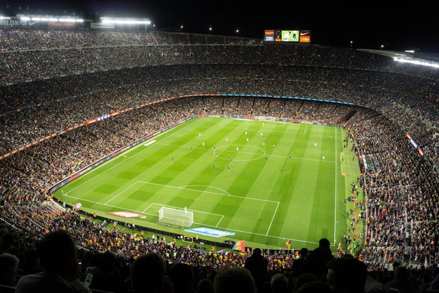Ilustrasi Top Skor Liga 1 2025/2026,Foto:Unsplash/Krzysztof Dubiel