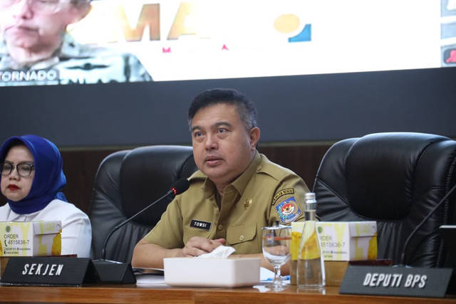 Sekjen Kemendagri Tomsi Tohir dalam Rakor Pengendalian Inflasi Daerah 2026 di Gedung Sasana Bhakti Praja (SBP) Kemendagri, Jakarta, Senin (25/5/2026). Foto: Kemendagri RI