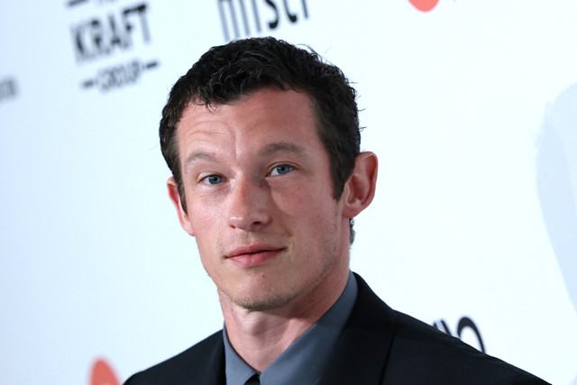 Aktor Inggris Callum Turner menghadiri menghadiri Pesta Nonton Academy Awards Tahunan ke-34 yang diselenggarakan oleh Elton John AIDS Foundation di West Hollywood, Californi, pada 15 Maret 2026. Foto: Leon Bennett/Getty Images/AFP