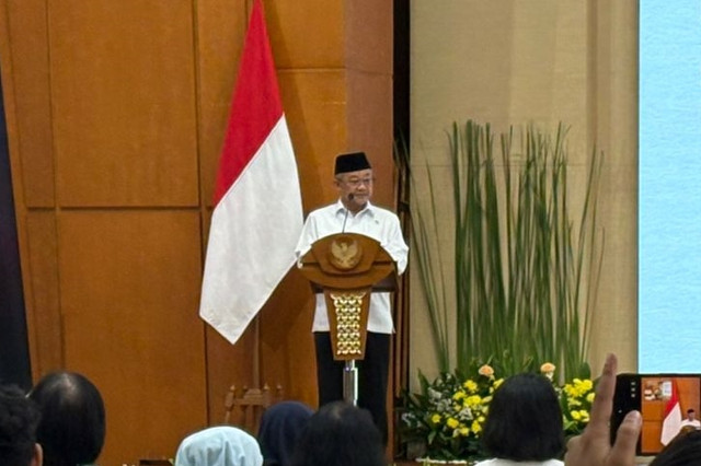 Menteri Pendidikan Dasar dan Menengah (Mendikdasmen), Abdul Mu'ti saat memberikan sambutan dalam kegiatan Seminar Budaya Sekolah Aman dan Nyaman di Gedung A Kemendikdasmen, Jakarta Pusat pada Senin (25/5/2026). Foto: Jeni Ritanti/kumparan