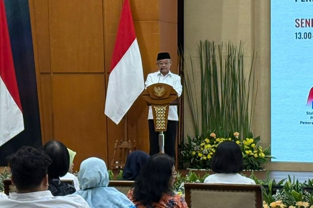 Menteri Pendidikan Dasar dan Menengah (Mendikdasmen), Abdul Mu'ti saat memberikan sambutan dalam kegiatan Seminar Budaya Sekolah Aman dan Nyaman di Gedung A Kemendikdasmen, Jakarta Pusat pada Senin (25/5/2026). Foto: Jeni Ritanti/kumparan
