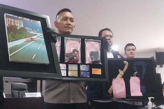 Kapolres Bogor Kombes Rio Wahyu Anggoro saat konferensi pers kasus pembunuhan wanita di Bogor. Foto: kumparan