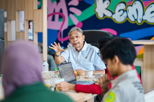 Wamensos Agus Jabo tantang aktivis pemuda bikin program konkret dan kuatkan data demi dukung kesuksesan Sekolah Rakyat, Senin (25/6/2026). Foto: Kemensos RI