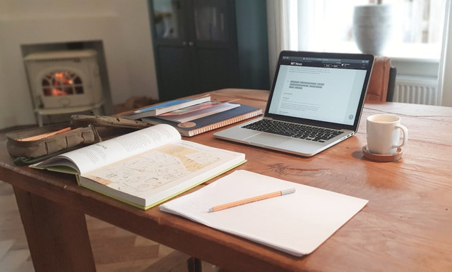 ilustrasi soal pjok kelas 5 semester 2 dan kunci jawaban. Unsplash/gewoonwouter