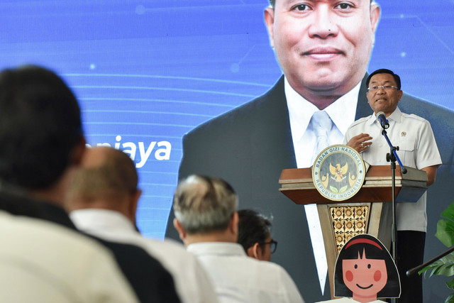 Wakil Kepala BGN Sony Sonjaya menyampaikan sambutan saat peluncuran aplikasi Reviu Menu Makan Bergizi Gratis (MBG) di Kantor Pusat BGN, Jakarta, Selasa (26/5/2026). Foto: Fakhri Hermansyah/ANTARA FOTO