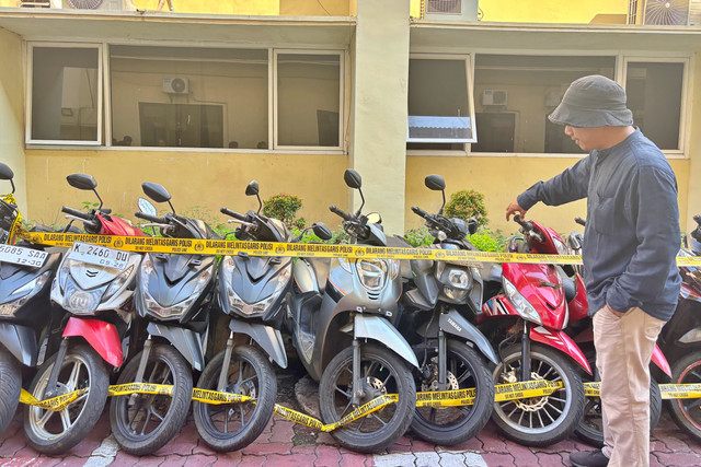 Puluhan motor hasil pencurian jaringan Semarang - Pati di Polrestabes Semarang. Foto: Dok. Istimewa