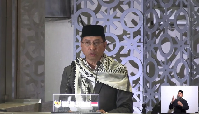 Rektor UIN Alauddin Makassar, Prof. Hamdan Juhannis, bertindak sebagai khatib Salat Idul Adha di Masjid Istiqlal, Jakarta, Rabu (27/5/2026). Foto: YouTube/ Masjid Istiqlal TV