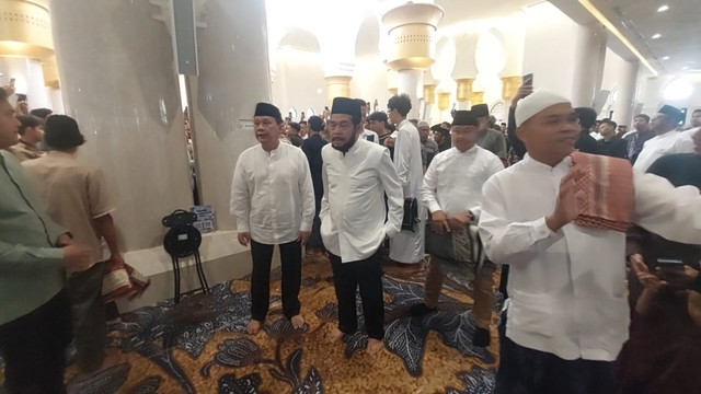 Presiden ke-7 RI Joko Widodo (Jokowi) salat Idul Adha di Masjid Raya Sheikh Zayed Solo, Jawa Tengah, Rabu (27/5/2026). Foto: Dok. Istimewa