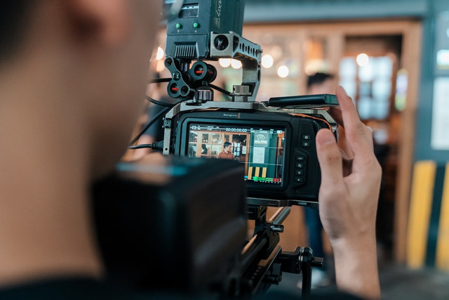 Ilustrasi Daftar Pemain Film Children of Heaven Indonesia,Foto:Unsplash/Justin Min