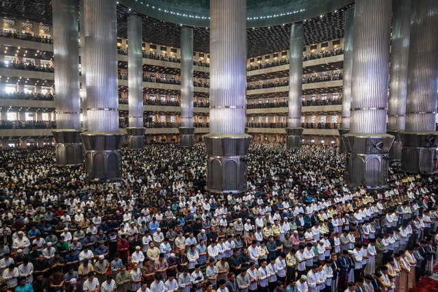 Umat Islam mengikuti Shalat Idul Adha 1447 H di Masjid Istiqlal, Jakarta, Rabu (27/5/2026). Foto: Bayu Pratama S/ANTARA FOTO