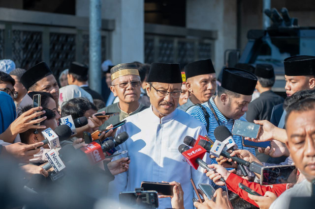 Mensos Saifullah Yusuf (Gus Ipul) menghadiri salat Idul Adha 1447 H di Masjid Istiqlal, Jakarta, pada Rabu (27/5/2026). Foto: Dok. Kemensos