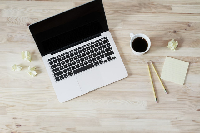 Ilustrasi catatan wali kelas 5 semester 2. Foto: Unsplash.com/Lauren Mancke
