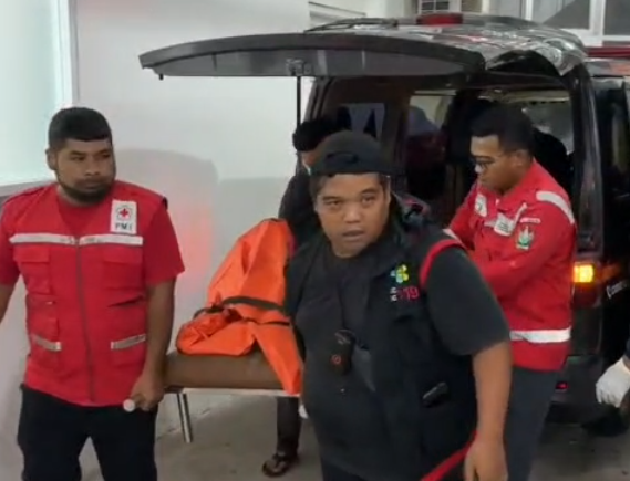 Evakuasi jenazah korban glamping maut Posong, Temanggung. Foto: Dok. BPBD Kabupaten Temanggung