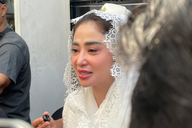 Dewi Perssik kurban 12 sapi di Idul Adha tahun ini. Foto: Dok. Istimewa