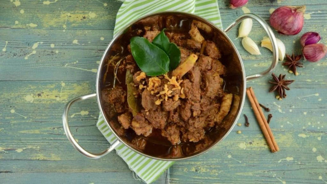 Ilustrasi bumbu lapis daging sapi santan. Foto: Shutterstock