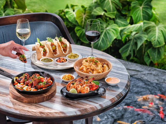 Ragam menu Antojitos yang disajikan di Payangan Lounge Padma Resort Ubud. Foto: dok. Padma Resort Ubud