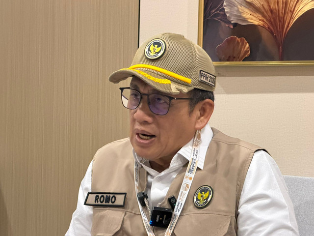 Wakil Menteri Agama sekaligus Amirul Hajj 2026, Romo H.R. Muhammad Syafii, di Mina. Foto: Dok. MCH 2026
