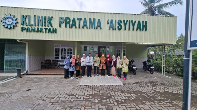 Dosen UMY Edukasi Penggunaan Antibiotik Bijak di Klinik Aisyiyah