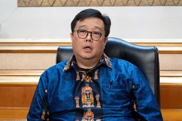 Sesi interview dengan dr. Ralph Girson Gunarsa, SpPD-KHOM, FINASIM dari MRCCC Siloam Semanggi. Foto: Dok. Siloam Hospital