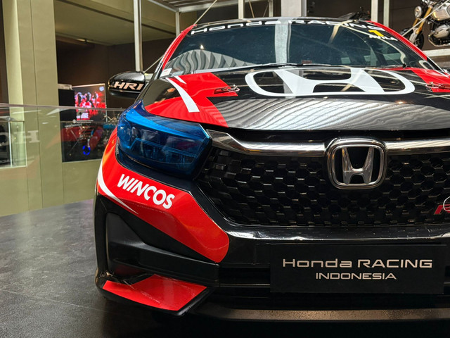 Seragam baru Honda Racing Indonesia untuk musim 2026. Foto: Fitra Andrianto/kumparan