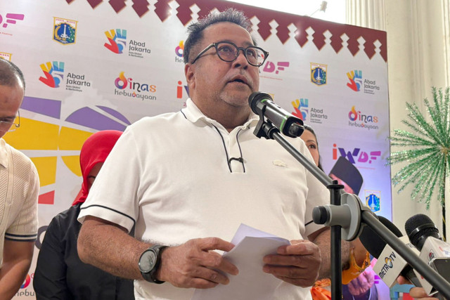 Wakil Gubernur DKI Jakarta, Rano Karno saat memberikan keterangan pers usai menghadiri Indonesia World Dance Festival di Pos Bloc, Jakarta Pusat, Sabtu (30/5/2026). Foto: Ryan Iqbal/kumparan