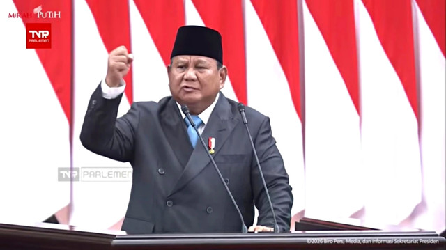 Presiden RI, Prabowo Subianto memberikan paparan dalam Rapat Paripurna DPR RI ke-19 Terkait KEM dan PPKF RAPBN 2027 di Gedung DPR, Kompleks Parlemen, Jakarta, Rabu (20/5/2026). Foto: YouTube/ Sekretariat Presiden