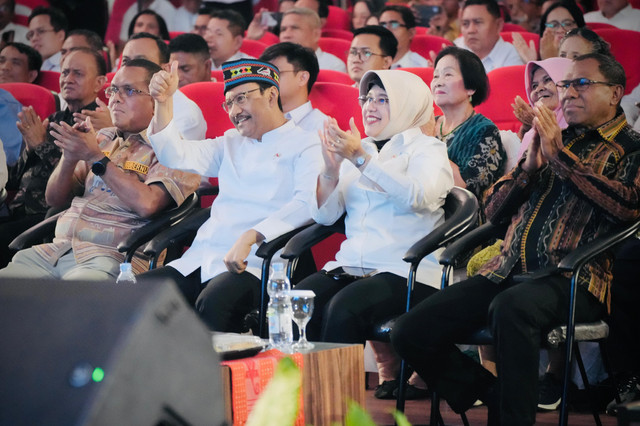 Mensos Saifullah Yusuf (Gus Ipul) dalam acara dialog HLUN 2026 di Kupang, NTT, pada Minggu (31/5/2026). Foto: Kemensos RI
