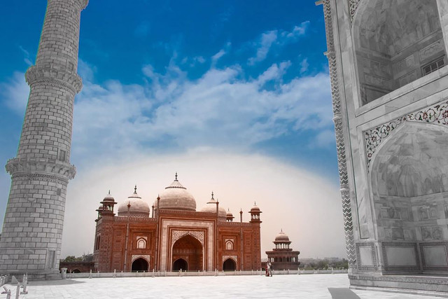 Sebuah Masjid di Asia Selatan Foto by Pixabay