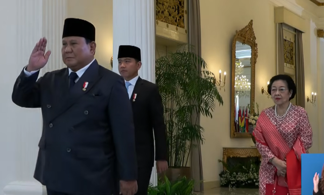 Presiden Prabowo Subianto, Wakil Presiden Gibran Rakabuming Raka bersama Ketua Umum PDI Perjuangan, Megawati Soekarnoputri hadiri Upacara Hari Lahir Pancasila di Gedung Pancasila, Jakarta, Senin (1/6/2026). Foto: YouTube/ Sekretariat Presiden