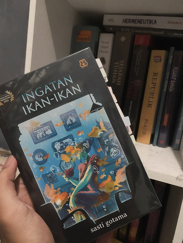 Buku Ingatan Ikan-Ikan: Dokumen Pribadi