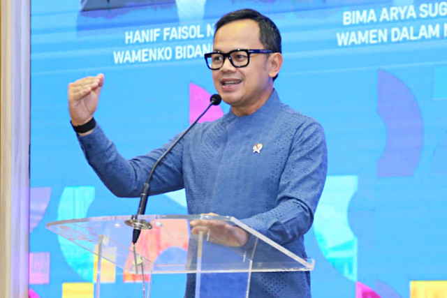 Wamendagri Bima Arya tantang Pemda Jambi buktikan keberhasilan inovasi daerah lewat angka penurunan kemiskinan, Selasa (2/6/2026). Foto: Dok. Kemendagri