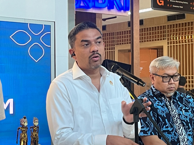 Menteri Usaha Mikro, Kecil dan Menengah (UMKM) UMKM Maman Abdurrahman dalam konferensi pers di Kantor Kementerian UMKM, Jakarta Selatan, Rabu (3/6/2026). Foto: Widya/kumparan