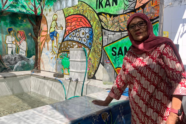 Ismuninggar, Ketua kelompok Puspa Mandiri di Jalan Tembok Lor 1, Kecamatan Bubutan, Surabaya, Kamis (4/6/2026). Foto: Farusma Okta Verdian/kumparan