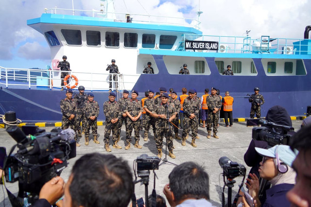 KKP tangkap kapal asing pencuri 1,2 juta ton ikan napoleon. Foto: Dok. KKP