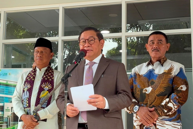 Gubernur DKI Jakarta Pramono Anung memberikan sambutan saat menghadiri peresmian Puskesmas Matraman di Jakarta Timur, Jumat (5/6/2026). Foto: Nauval Pratama/kumparan