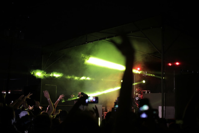 Ilustrasi event hari ini di GBK. Foto: Unsplash.com/Joel Muniz
