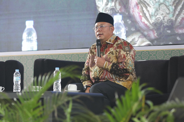 Wakil Ketua DPR RI, Cucun Ahmad Syamsurijal menjadi narasumber dalam talkshow panel bersama Keluarga Alumni Pesantren Cipasung di Tasikmalaya, Jawa Barat, Sabtu (6/6/2026). Foto: Dok. Istimewa