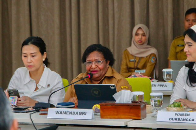 Wamendagri Ribka Haluk tegaskan komitmen Kemendagri dukung implementasi Peta Jalan Pelindungan Anak di Ranah Daring 2025-2029, Senin (8/6/2026). Foto: Kemendagri RI
