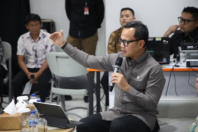 Wamendagri Bima Arya tekankan pentingnya kemandirian fiskal daerah melalui inovasi kepemimpinan agar tidak bergantung penuh pada transfer pusat, Selasa (9/6/2026). Foto: Kemendagri RI