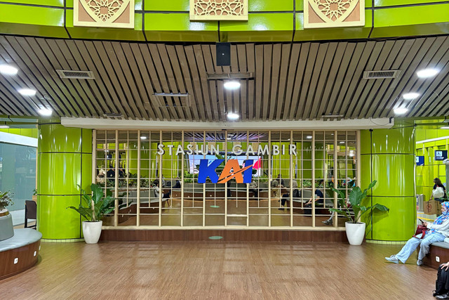 Lounge eksekutif KAI di Stasiun Gambir. Foto: Gitario Vista Inasis/kumparan