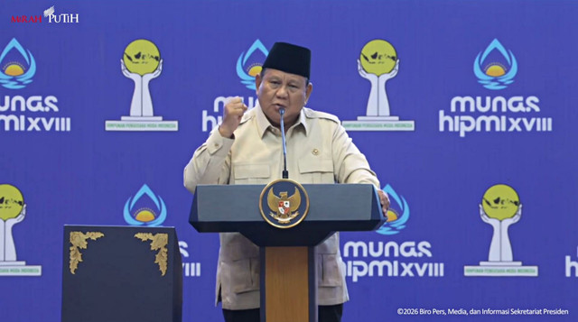 Presiden Prabowo memberikan paparan dalam acara pembukaan Musyawarah Nasional (Munas) ke-XVIII Himpunan Pengusaha Muda Indonesia (HIPMI) di Lampung, Rabu (10/6/2026). Foto: YouTube/ Sekretariat Presiden