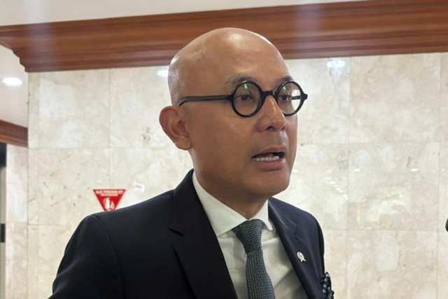 Wakil Menteri Luar Negeri Armanatha Nasir di Kompleks Parlemen, Senayan, Jakarta, Kamis (11/6/2026). Foto: Nasywa Athifah/kumparan