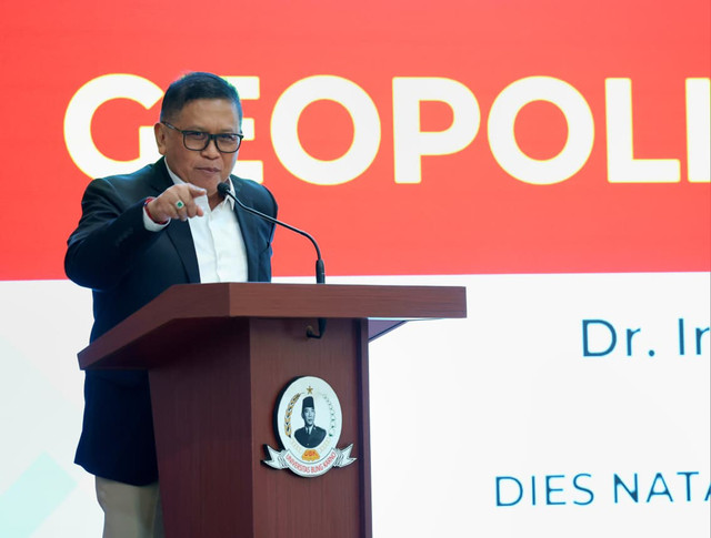 Sekjen PDIP, Hasto Kristiyanto saat Mengisi Kuliah Umum tentang Pemikiran Geopolitik Bung Karno di Universitas Bung Karno, Jakarta, Kamis (11/6/2026). Foto: Dok. PDIP